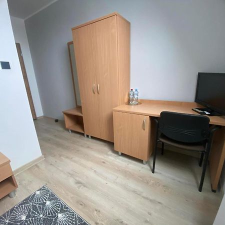 Hotel Milo - Noclegi Bartoszyce Bagian luar foto