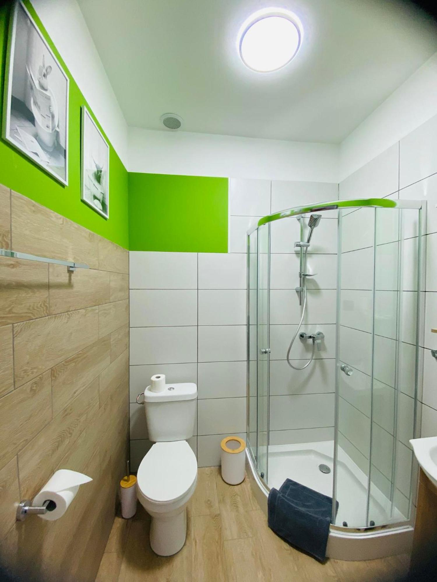 Hotel Milo - Noclegi Bartoszyce Bagian luar foto