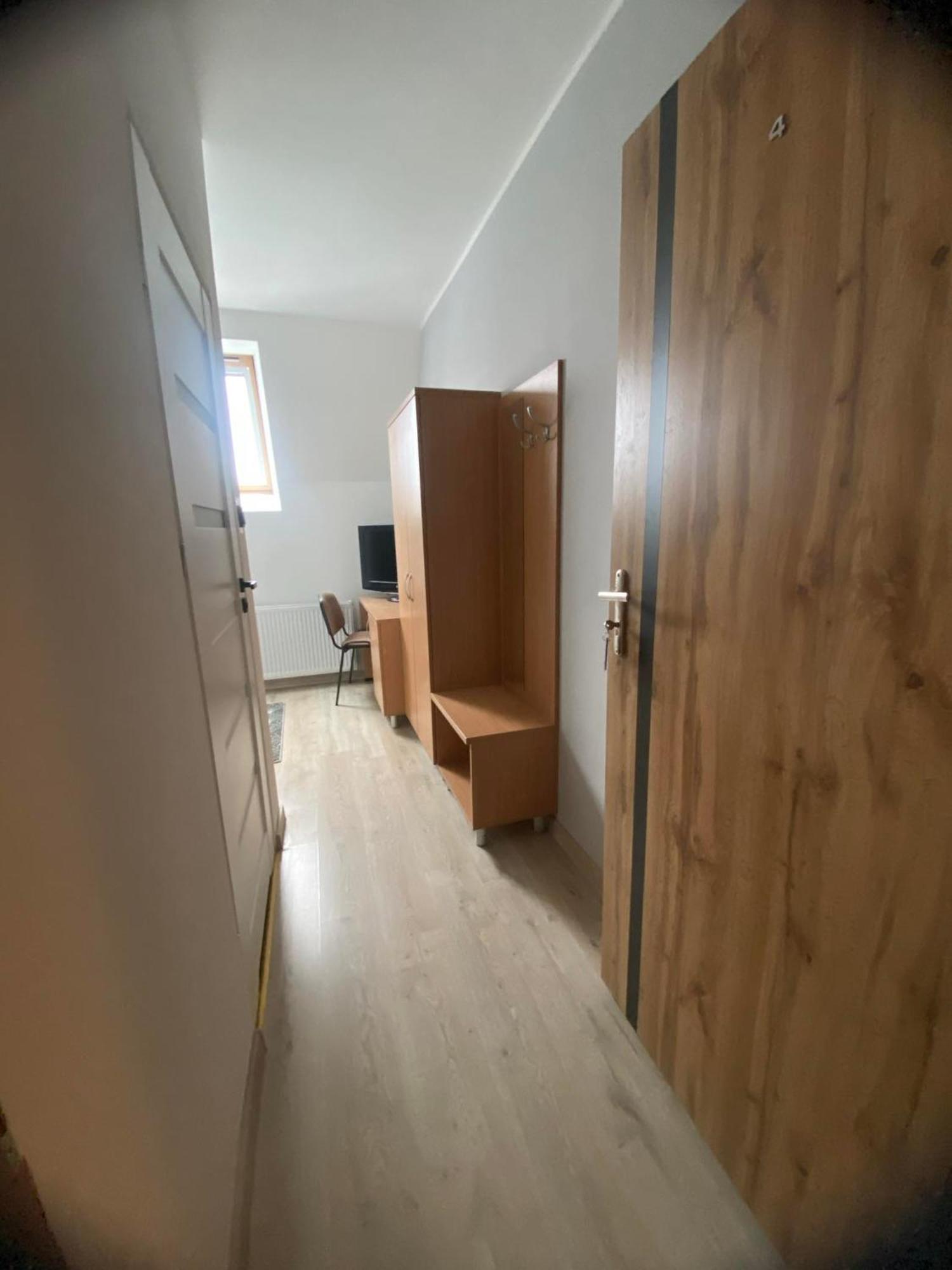 Hotel Milo - Noclegi Bartoszyce Bagian luar foto